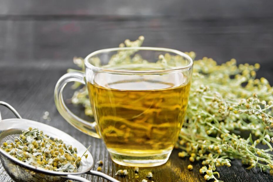 Pelyno arbata – naikina viską, dėl ko mūsų organizmas sensta ir serga