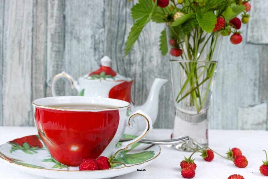 Žemuogių arbata iš uogų ir lapų: jūsų imunitetui, kepenų atstatymui bei jaunystės išsaugojimui