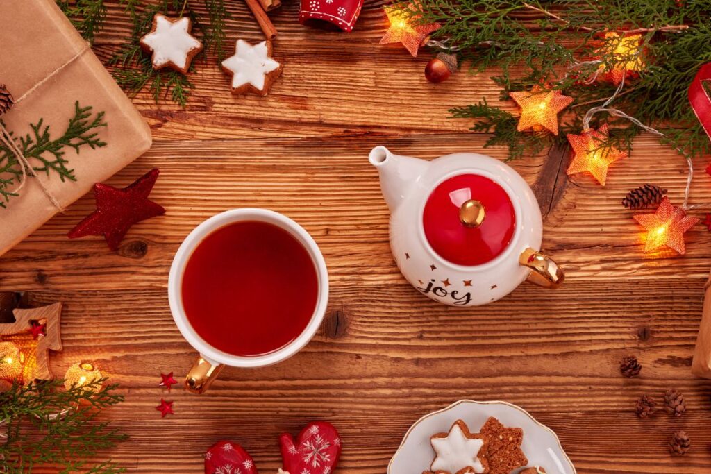 Kaip sukurti savo unikalų kalėdinės arbatos mišinį